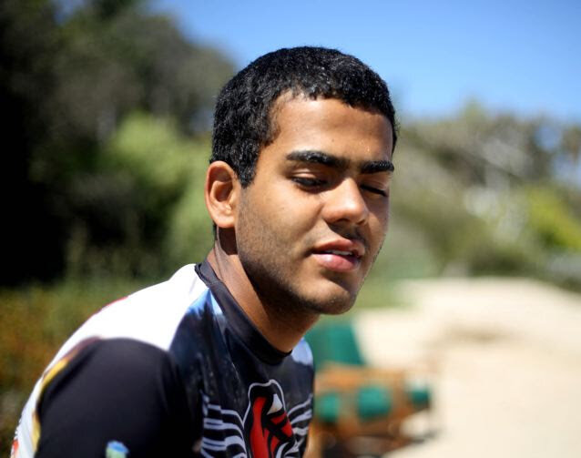 Brazilian pro surfer, Derek Rabelo, blind since birth